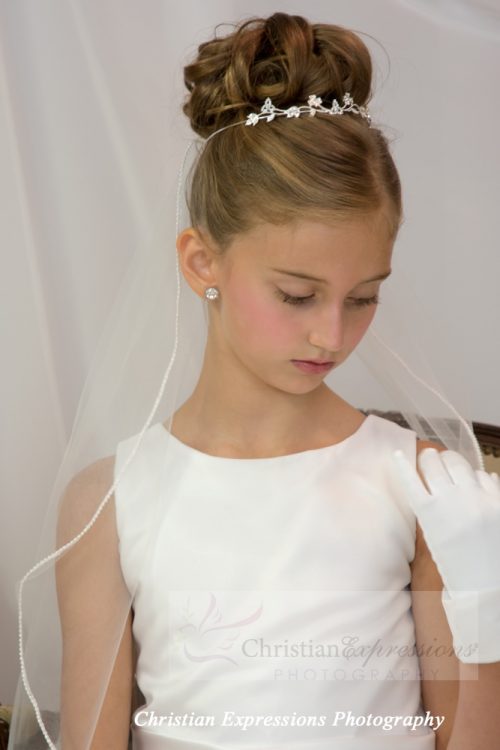 First Communion Veil with Pearl Edge Trim Single Tier