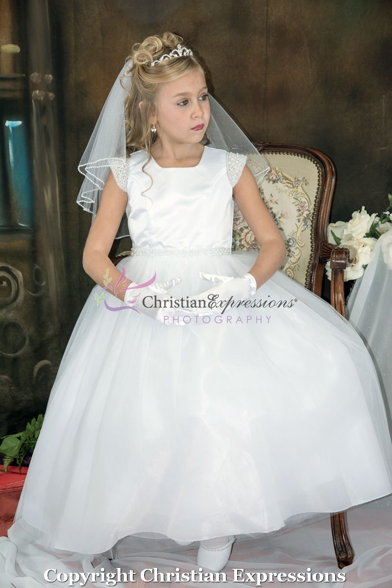 First Communion Dresses with Pearls on Waist and Cap Sleeves