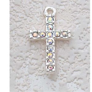 CRYSTAL CROSS w/chain